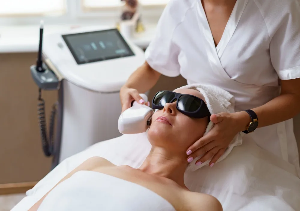 What Exactly is a Q-Switched Laser?