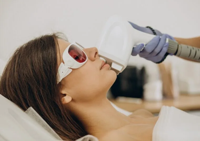 What Are the Pros and Cons of Laser Hair Reduction?