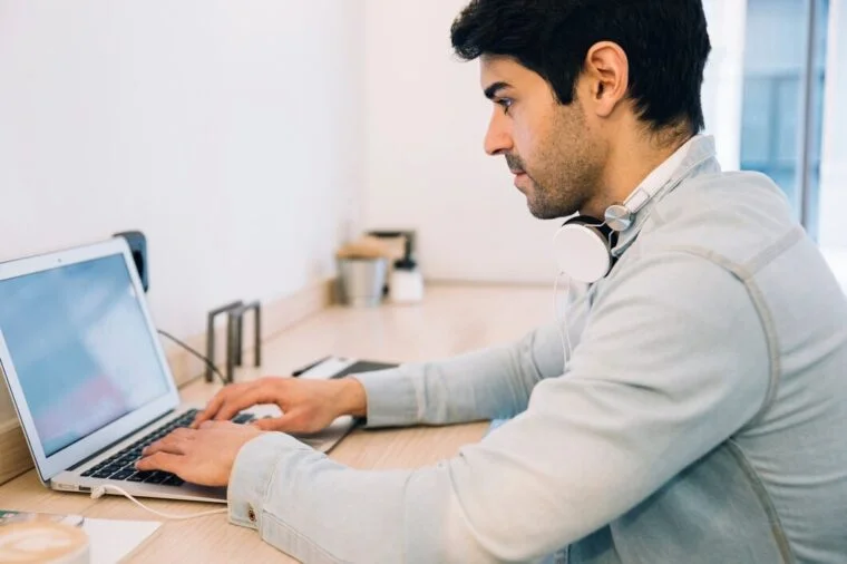 4. Sedentary Lifestyle and Its Effects on Acne