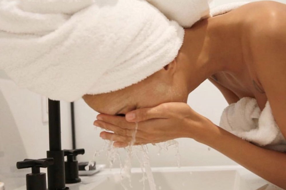 What Causes Skin Barrier Damage?​